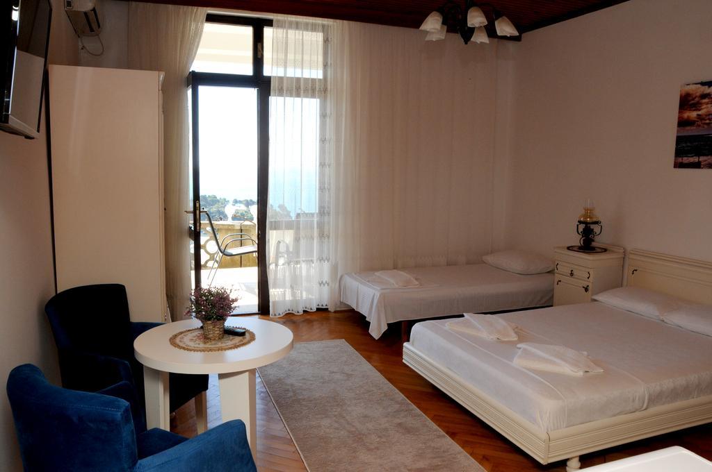 Guest House Smajlaga Улцинь Екстер'єр фото