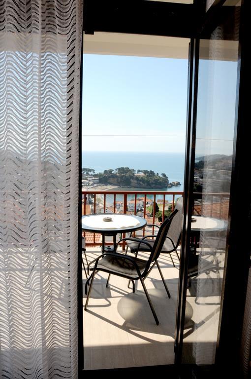 Guest House Smajlaga Улцинь Екстер'єр фото