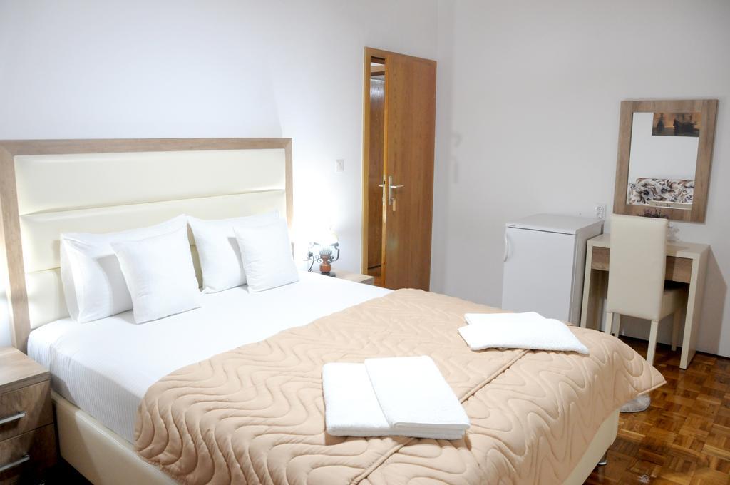 Guest House Smajlaga Улцинь Екстер'єр фото